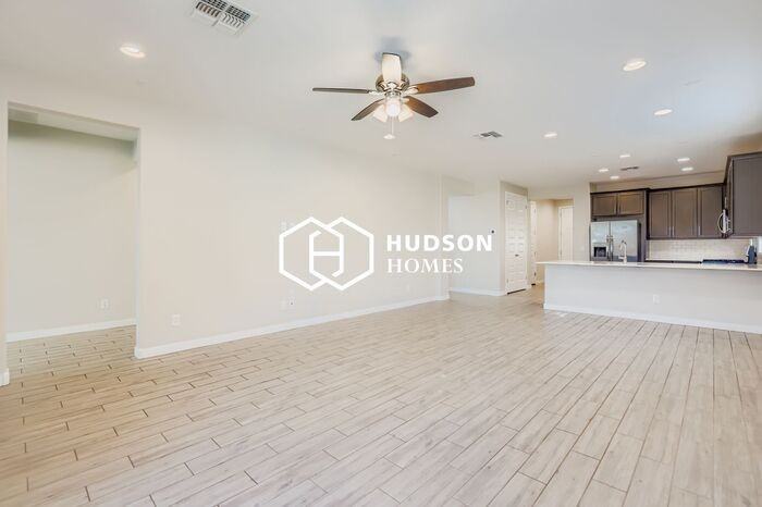 6319 W Warner St - Photo 7 of 31