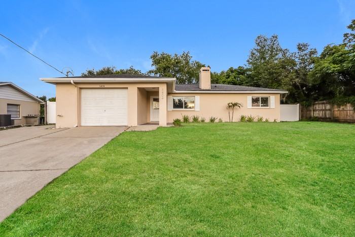 5404 Deltona Boulevard