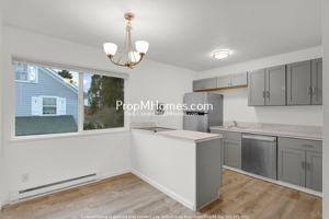 featured image of 716 9th St