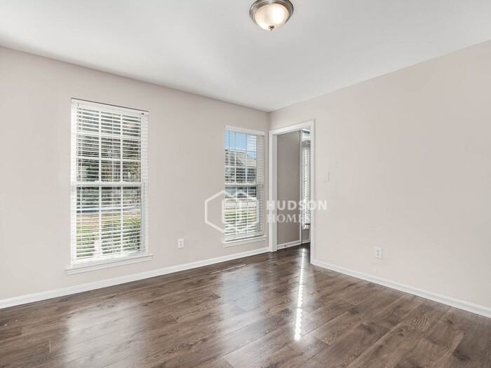 10926 Harmony Glen Court - Photo 6 of 29