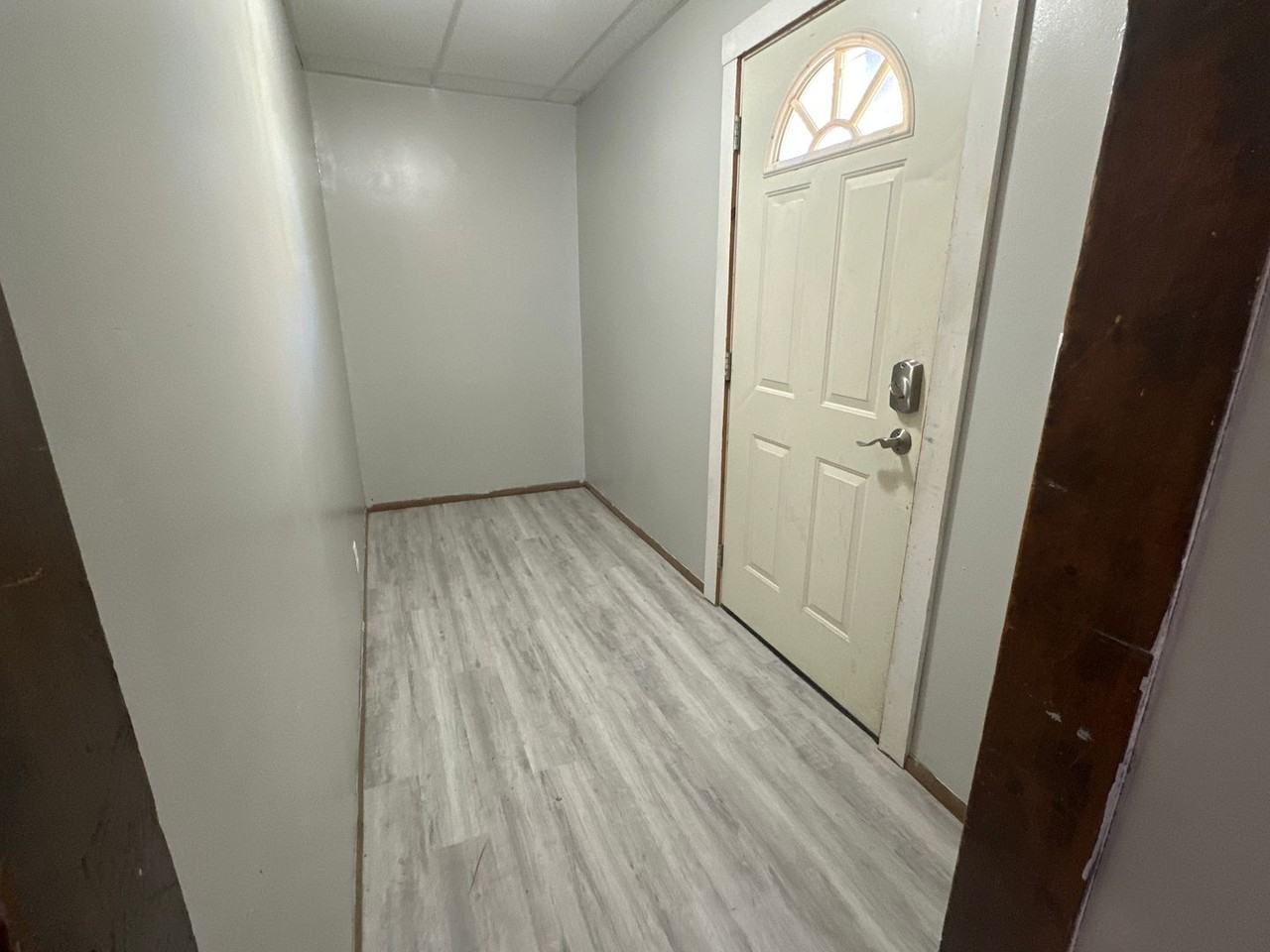 1514 W Jackson St #2 - Photo 2 of 7