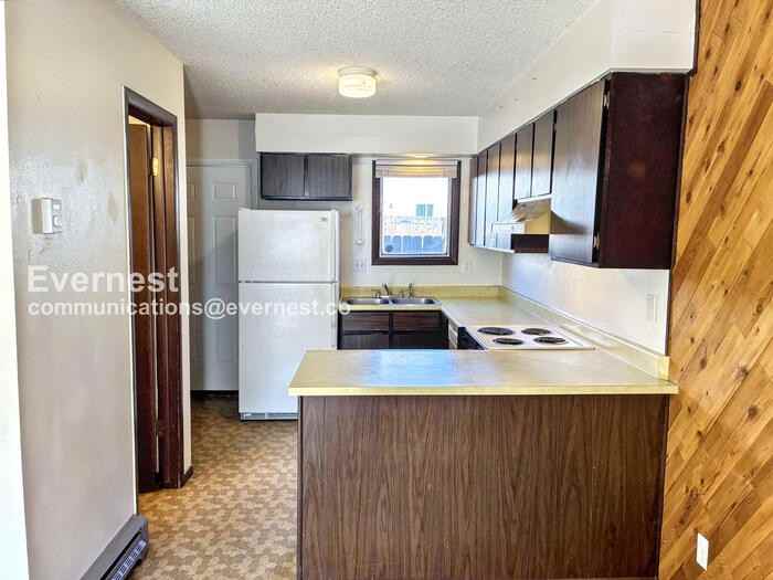 3005 Ross Dr #W30 - Photo 2 of 16