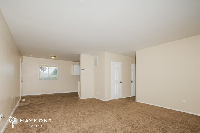 306 Stubbs Dr - Photo 5 of 12