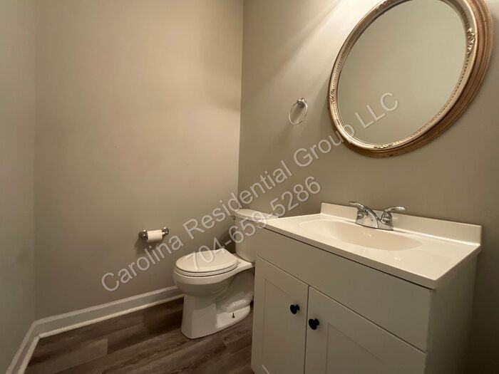 5919 Pisgah Way - Photo 3 of 16