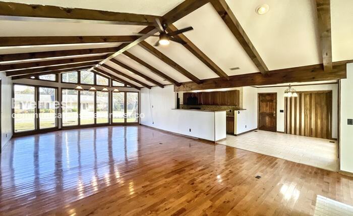 7453 Twin Brook Dr - Photo 5 of 20