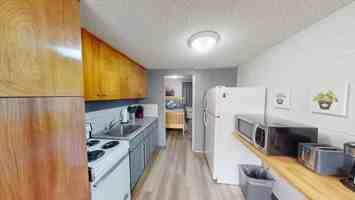 featured image of 900 Summit Blvd #26