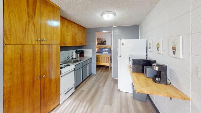 900 Summit Blvd #26 - Photo 2 of 10