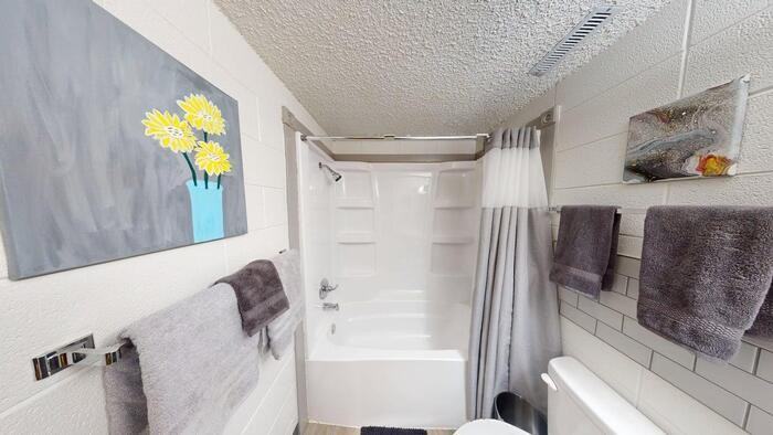 900 Summit Blvd #26 - Photo 3 of 10