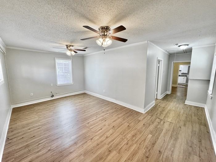 2603 Carnes Ave - Photo 5 of 22