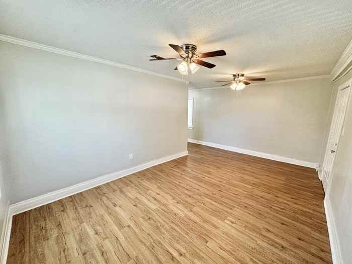 2603 Carnes Ave - Photo 6 of 22