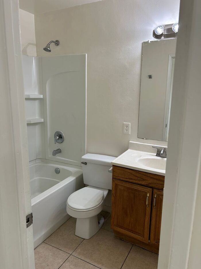 14722 Adams Street #8 - Photo 7 of 22