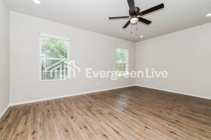 3504 Hilton Drive - Photo 3 of 17