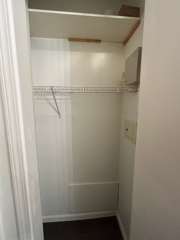 2065 12th Ave W #101 - Photo 3 of 10