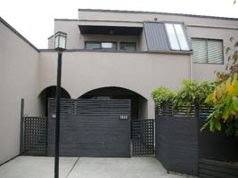 featured image of 1352 7th Ave W