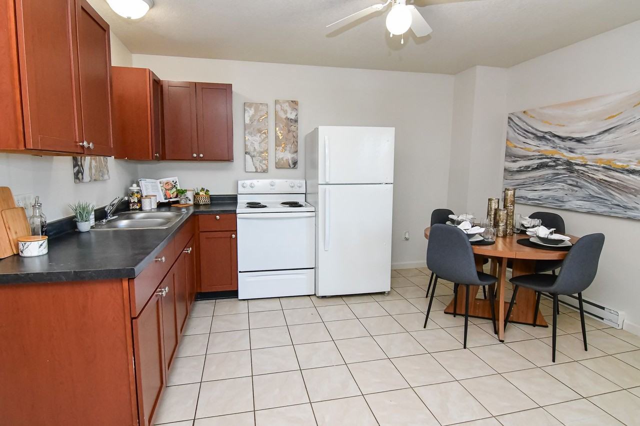 Villas at Deerwood - Photo 2 of 25