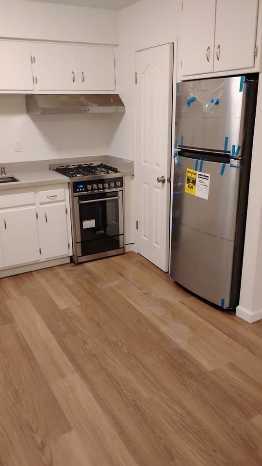 Coloma Garden Apartments - Photo 3 of 14