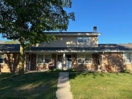 featured image of 708 S River Rd