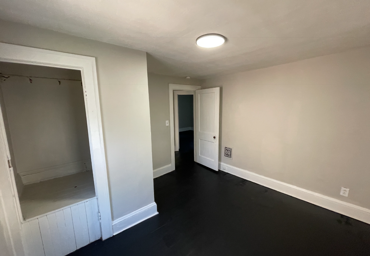 3437 E 103rd St - Photo 4 of 23