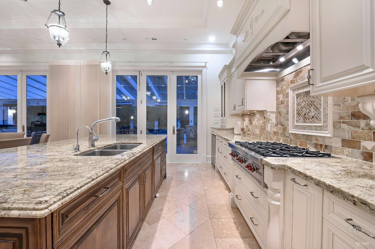 6389 Elm Street - Photo 2 of 40