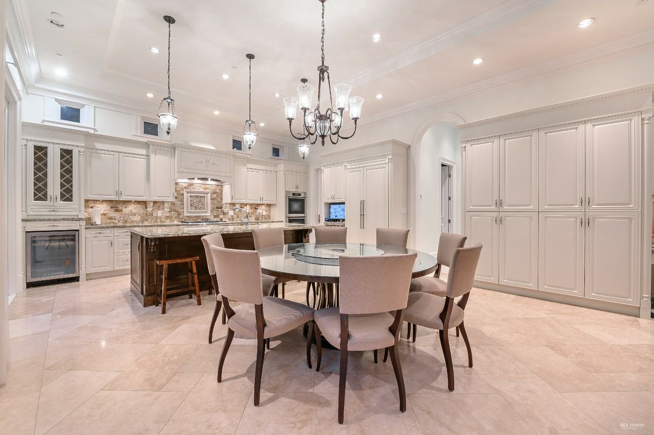 6389 Elm Street - Photo 7 of 40