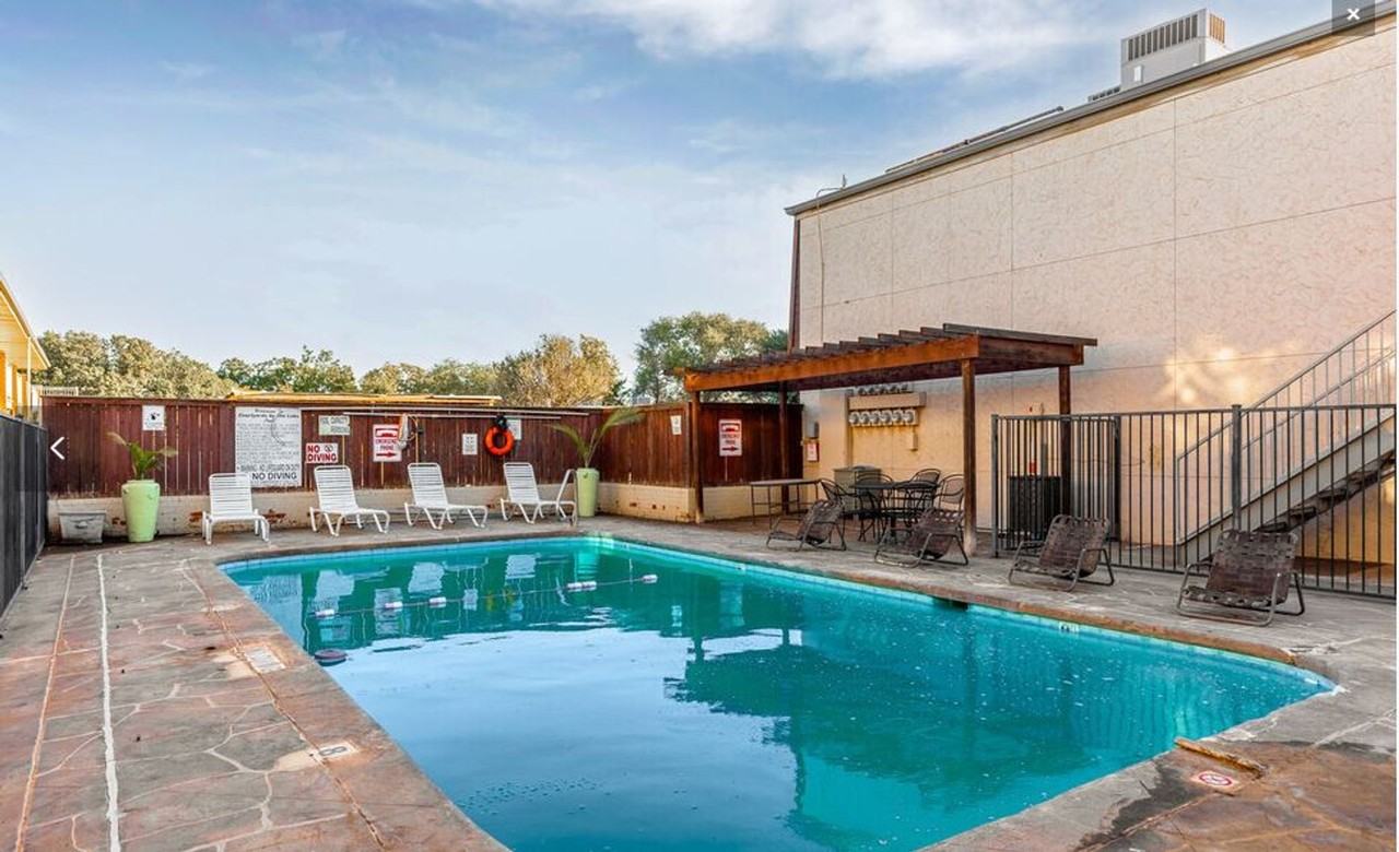 Courtyards by the Lake - Photo 2 of 8