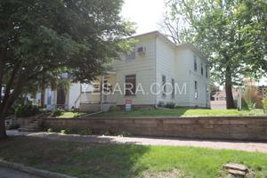 featured image of 1021 N 6th St