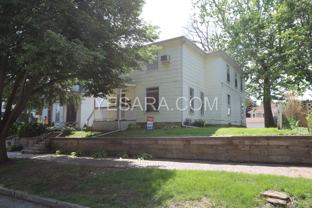 1021 N 6th St., Burlington, IA 52601 - Photo 1 of 1