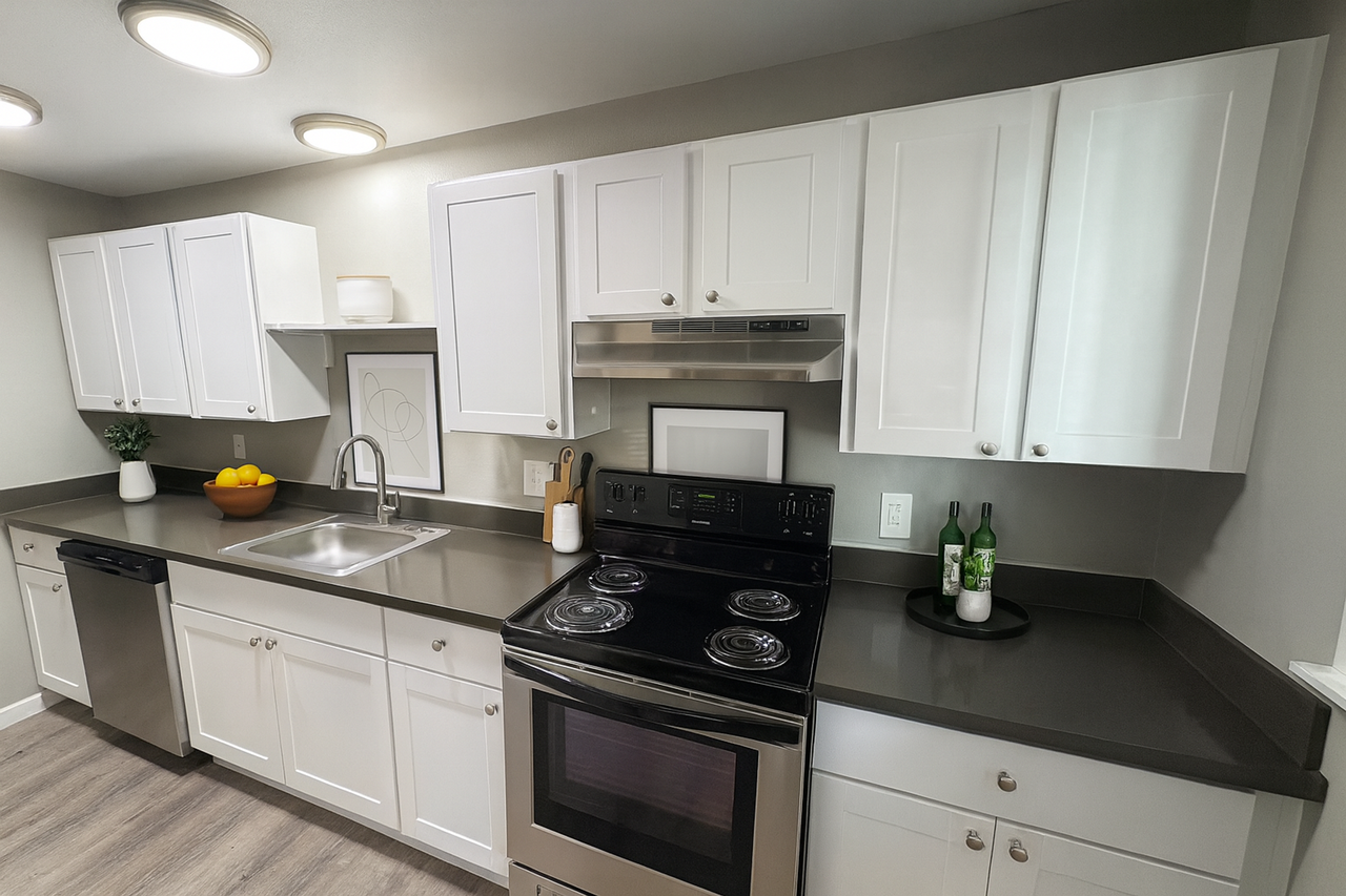 Valley View Apartments — Newly Remodeled. Naturally Peaceful. Perfectly Located. - Photo 4 of 22