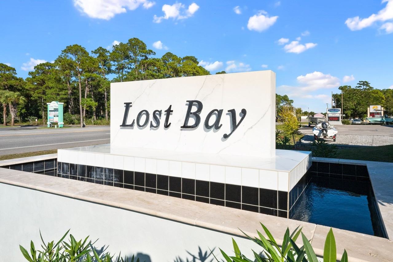 4246 4246 Lost Bay Drive - Photo 4 of 26