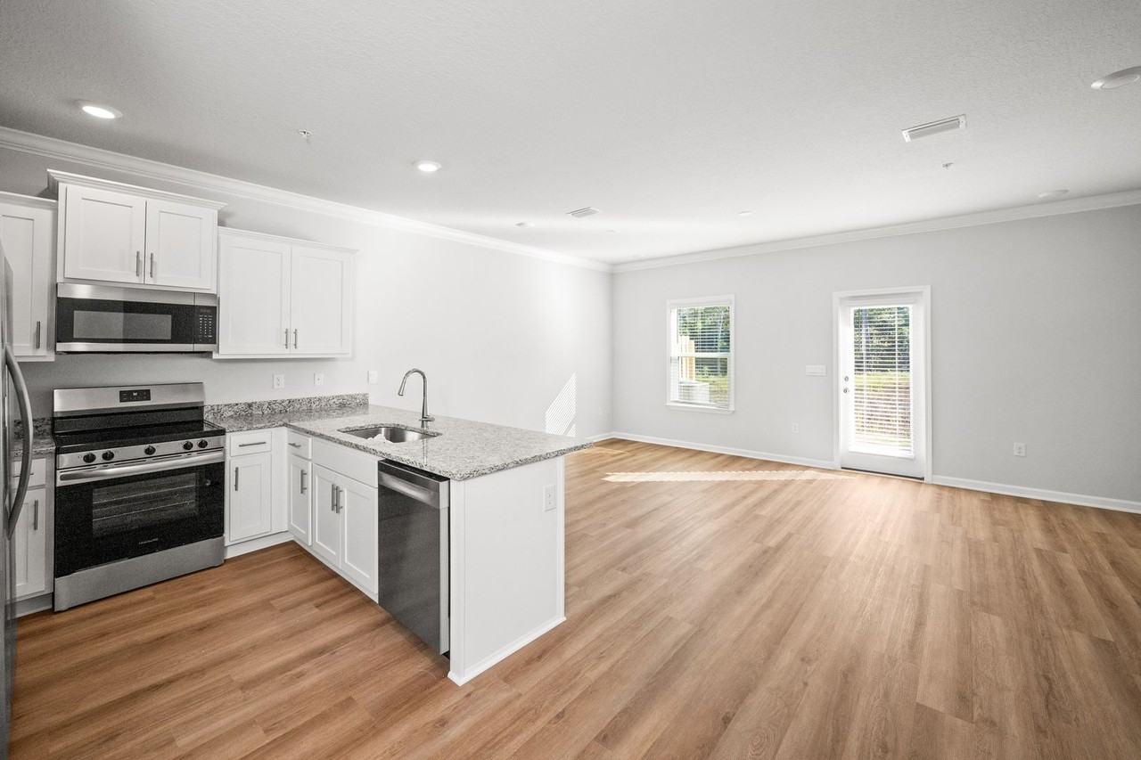 4246 4246 Lost Bay Drive - Photo 7 of 26