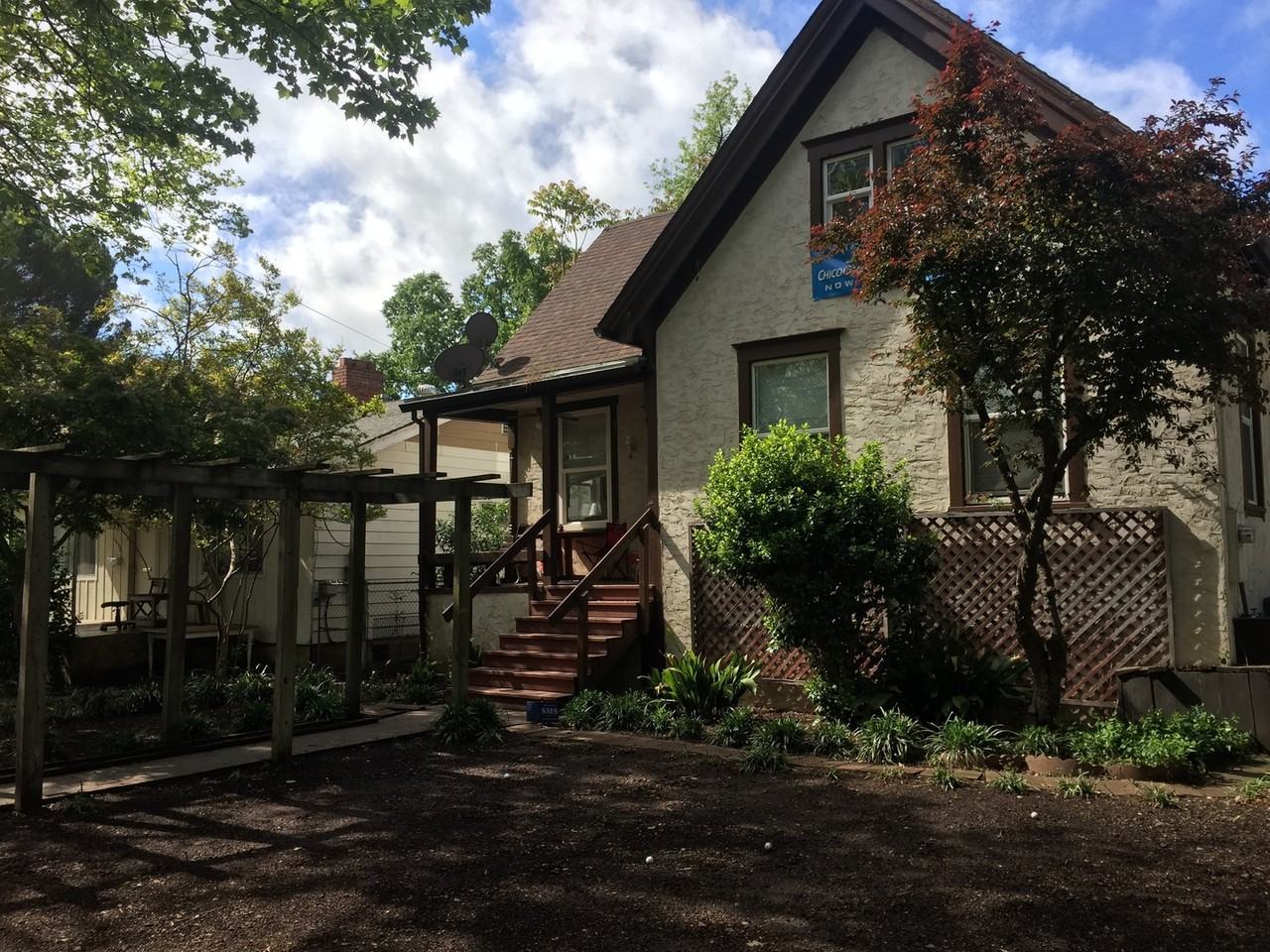 1034 Chestnut Street - Photo 2 of 28
