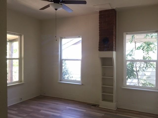1034 Chestnut St - Photo 4 of 14
