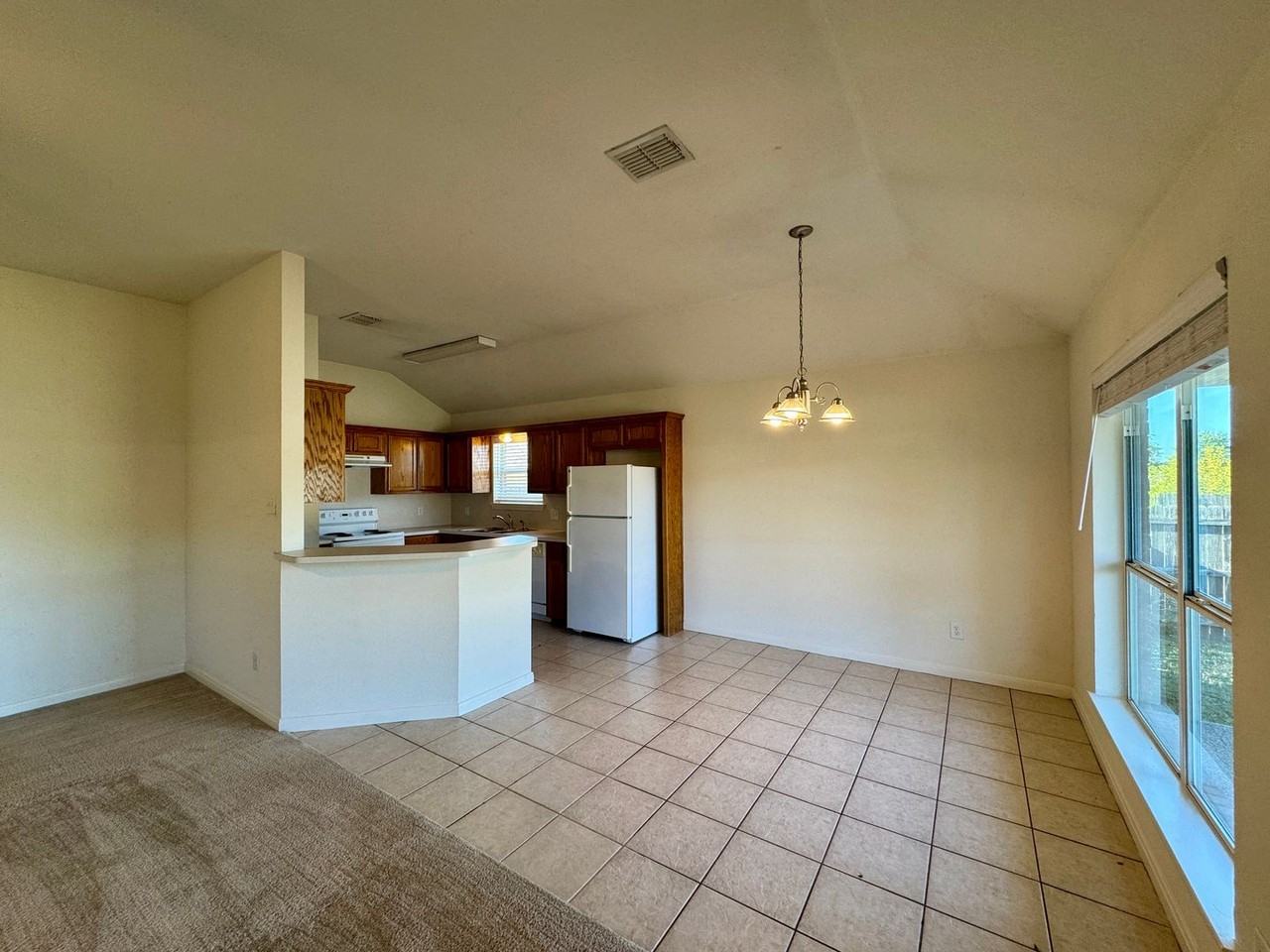 600 Park Lane Drive - Photo 3 of 12