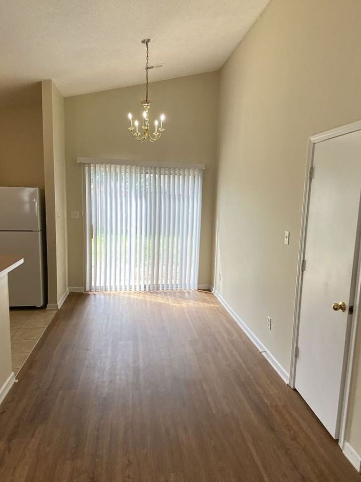 9617 Rau Ct - Photo 3 of 31