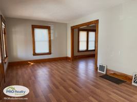 featured image of 100 E 36th St