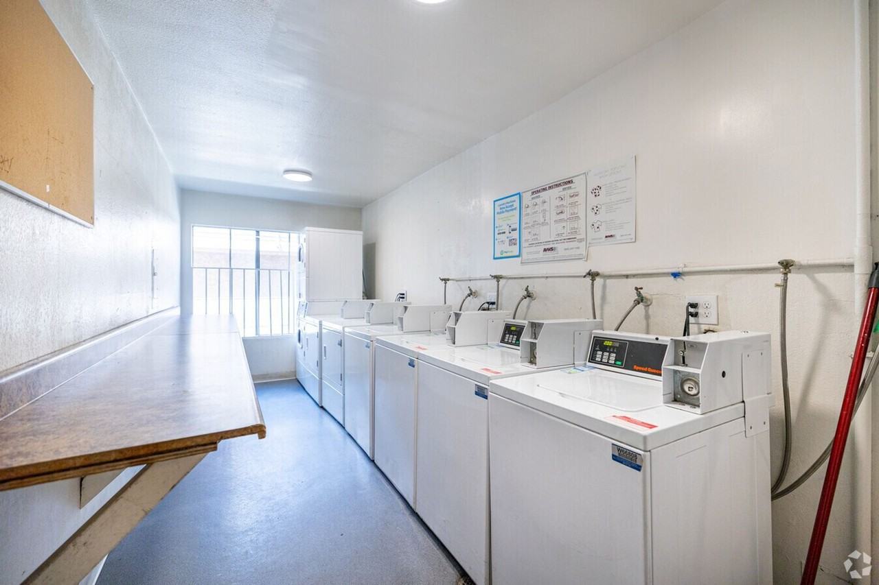 The Benezra Family Limited Partnership 2 LP - Photo 4 of 16