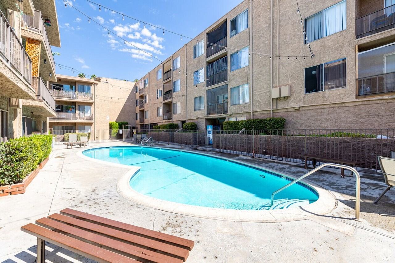 The Benezra Family Limited Partnership 2 LP - Photo 7 of 16