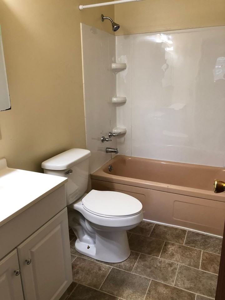 Sheridan Park and Holiday Manor - Photo 5 of 17