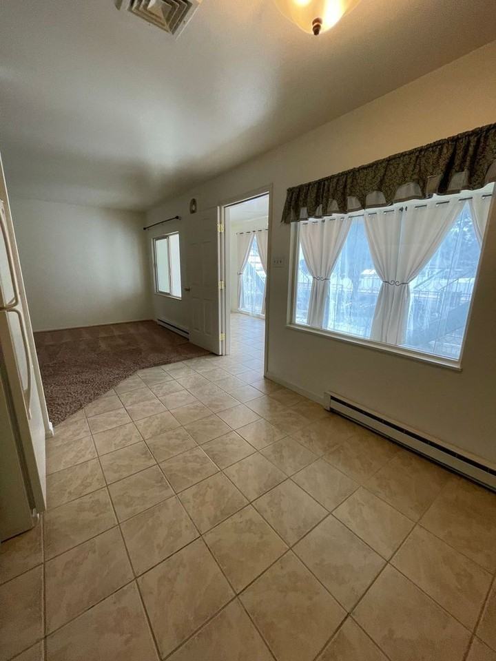 62 Glenroyal Drive - Photo 5 of 16