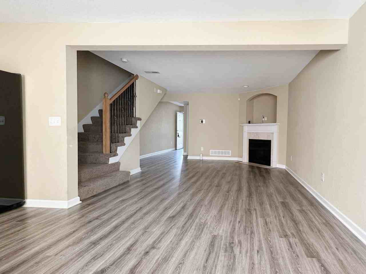 21028 Millridge St - Photo 4 of 18