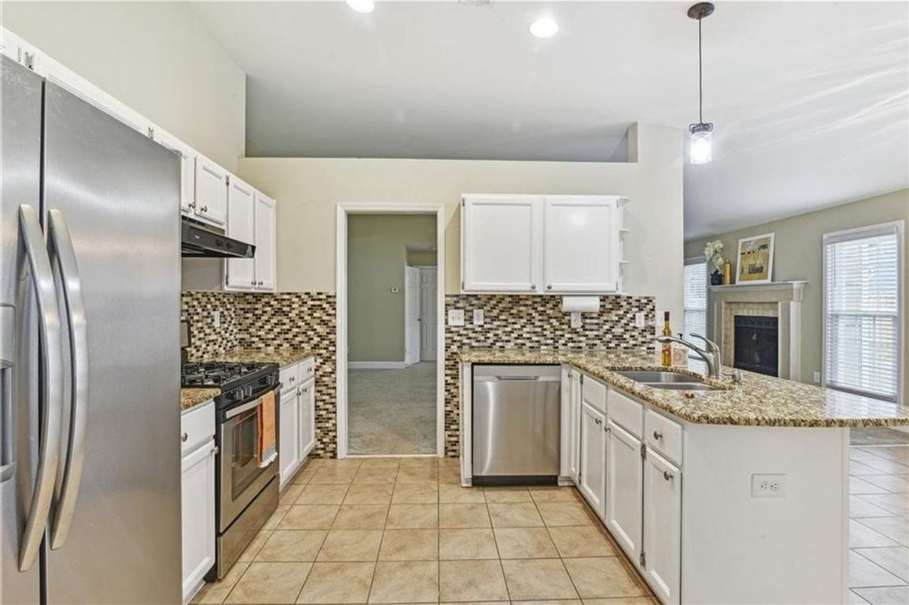 4660 Hanstedt Trce - Photo 2 of 21