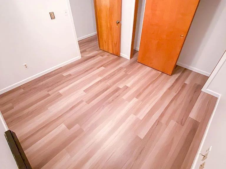 15645 42nd Ave S - Photo 5 of 14