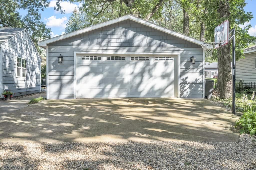 1412 Maywood Ave - Photo 3 of 12