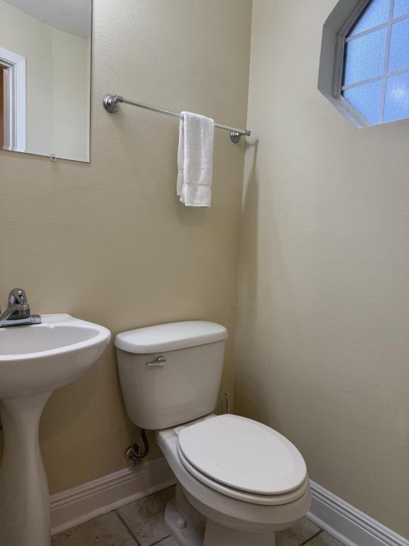 1644 Beach Boulevard - Photo 6 of 20