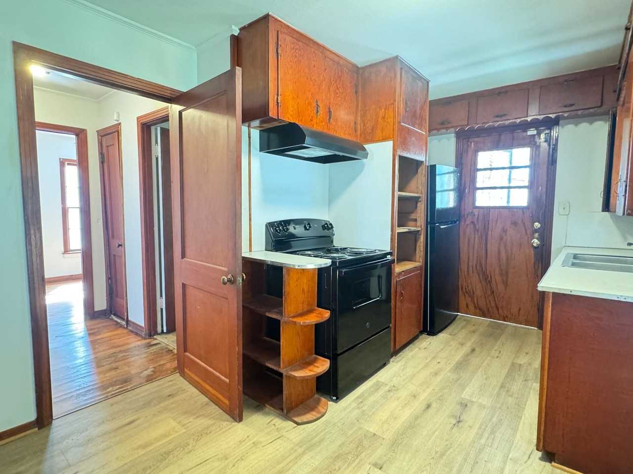 122 Jackson Street - Photo 7 of 25