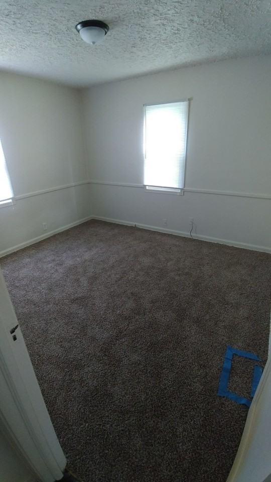 4206 Glenwood Drive - Photo 5 of 8