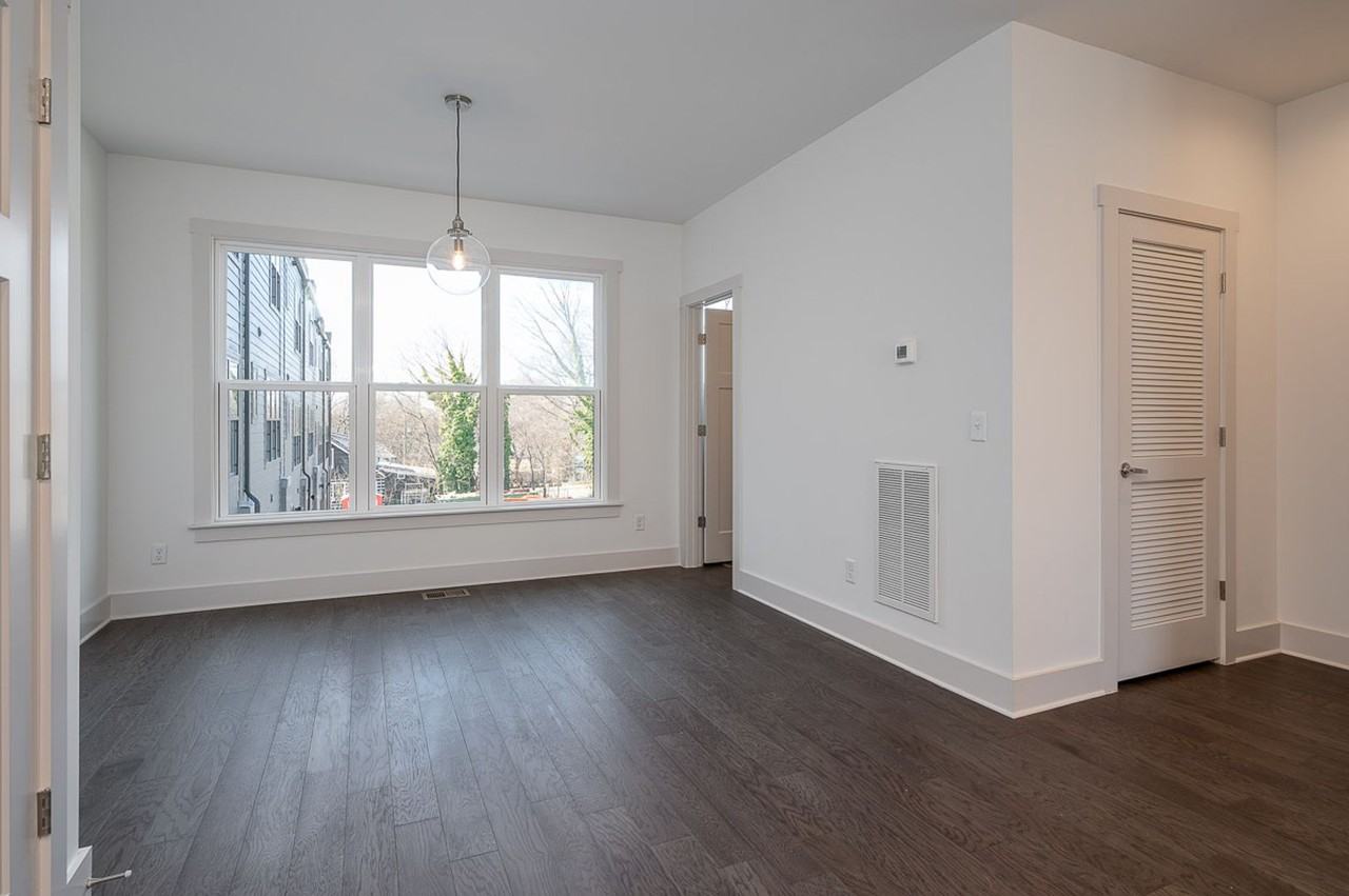 900 Meridian St - Photo 4 of 35