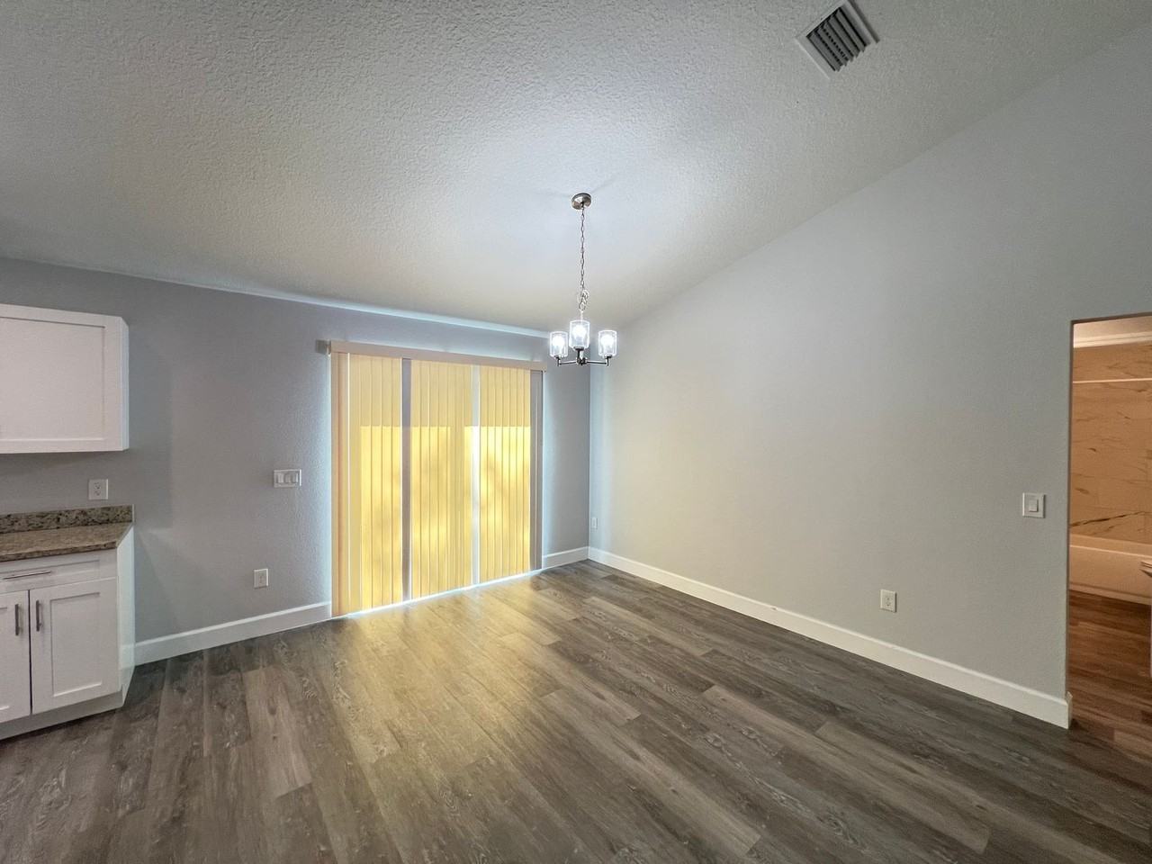 13570 Sw 112th St - Photo 7 of 19