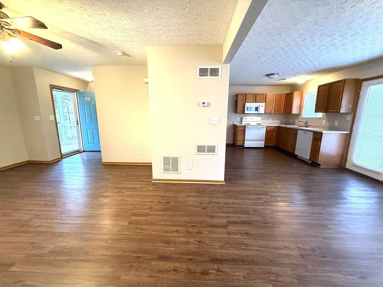 7127 Black Mountain Drive - Photo 3 of 15