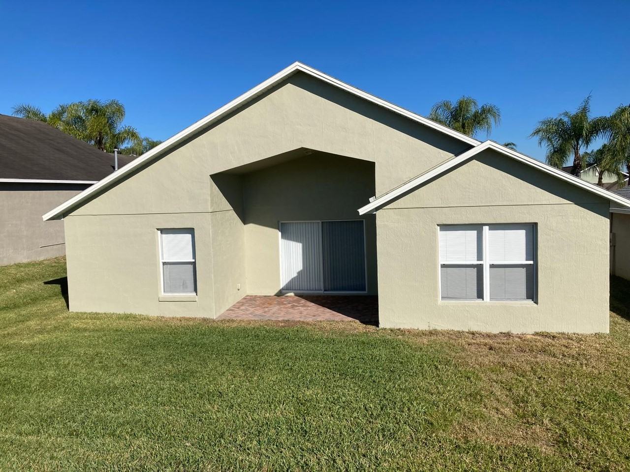 447 Knightsbridge Cir - Photo 3 of 13